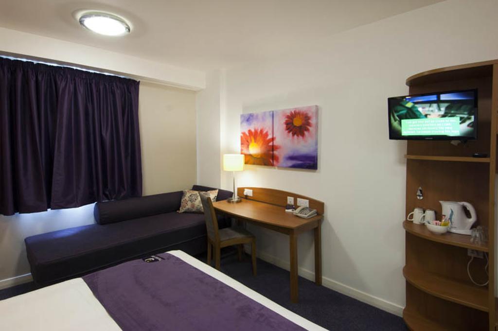 Premier Inn Portishead Exterior photo